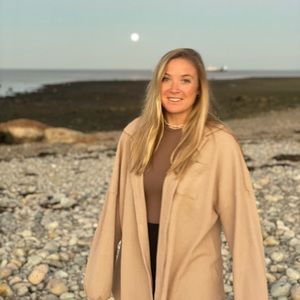 Meet your Posher, Jenn